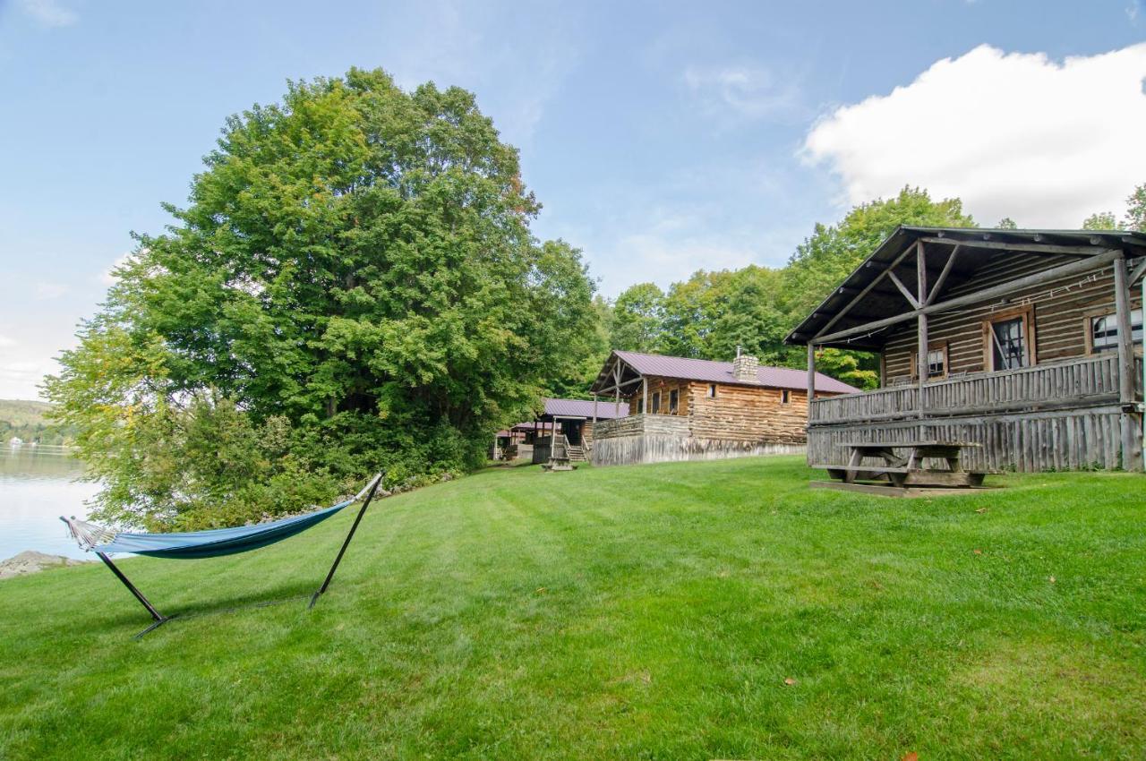 Mountain Lake Cottages Westmore Exterior photo